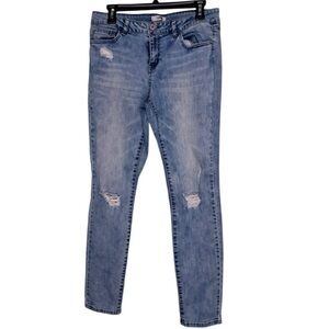 Refuge Light Blue Wash Distressed Size 10 Straight Jeans